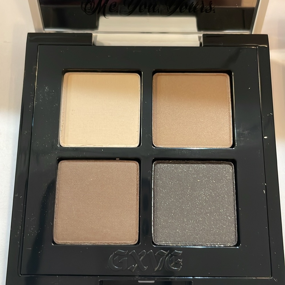 GXVE Eye See In Color multidimensional eyeshadow quad in shade Danger Zone.